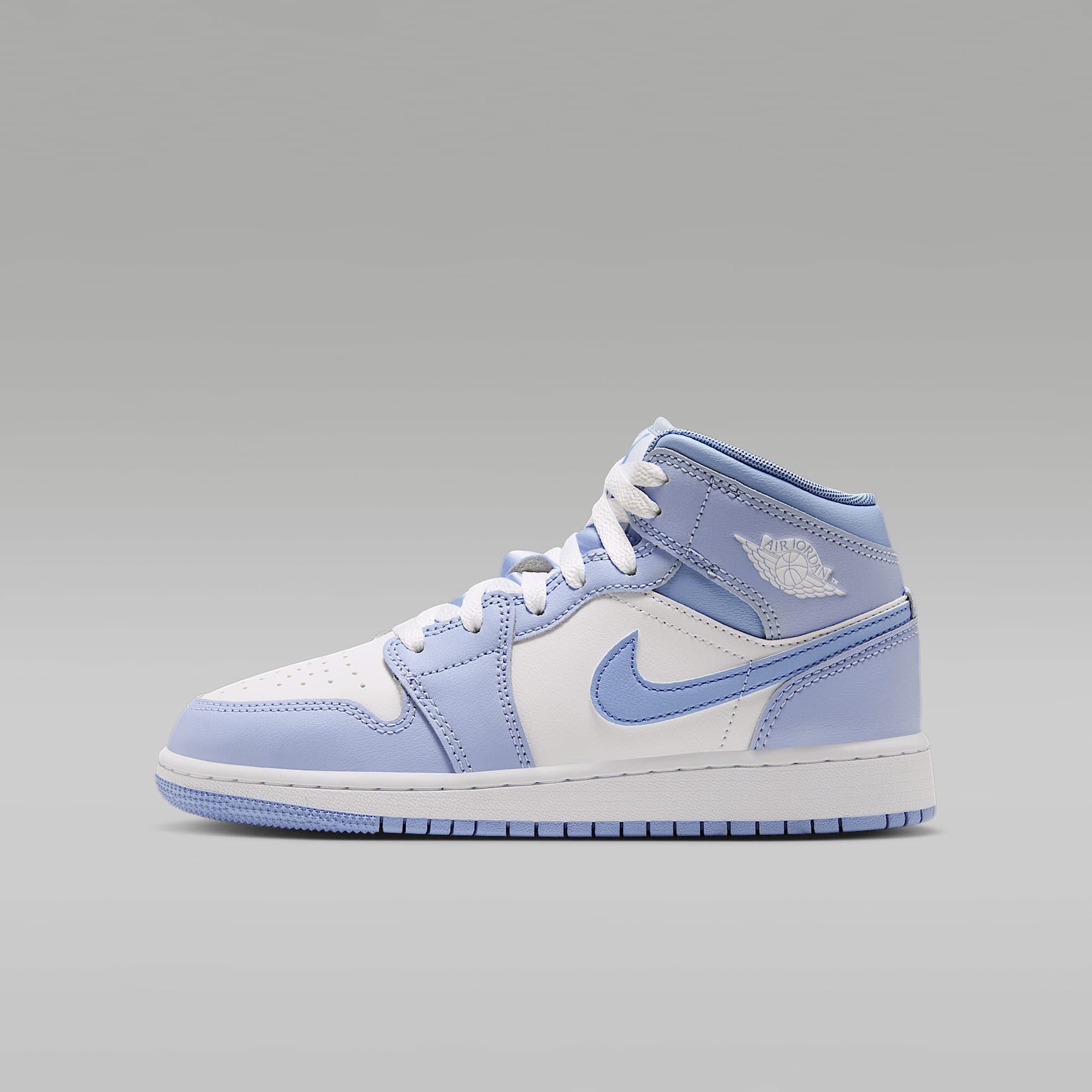 Air Jordan 1 Mid Big Kids' Shoes. Nike.com